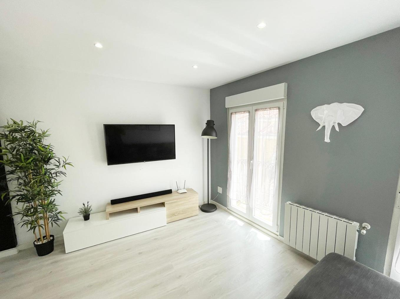 Luminoso Apartamento En Pleno Centro De 산탄데르 외부 사진